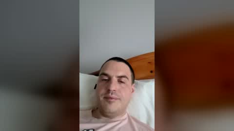 Snapshot of treerico42 chatting on July 20, 7:38 pm treerico42 online show from July 20, 7:38 pm