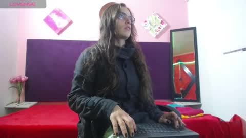 Treisy online show from March 25, 11:16 am