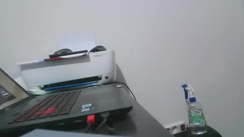 treki1979 online show from December 7, 7:49 am