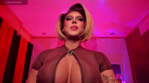 Snapshot of tremendouscockdestroyer chatting on December 23, 9:16 am Jade online show from December 23, 9:16 am