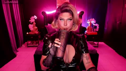 Snapshot of tremendouscockdestroyer chatting on January 8, 6:52 am Jade online show from January 8, 6:52 am