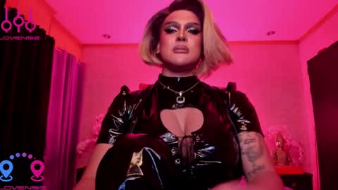 Snapshot of tremendouscockdestroyer chatting on February 3, 11:58 pm Jade online show from February 3, 11:58 pm