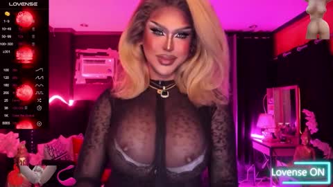 Snapshot of tremendouscockdestroyer chatting on September 22, 12:29 pm Jade online show from September 22, 12:29 pm