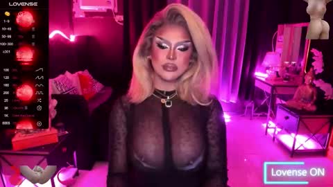 Snapshot of tremendouscockdestroyer chatting on October 1, 12:11 pm Jade online show from October 1, 12:11 pm