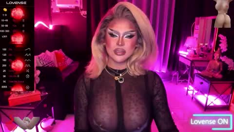 Snapshot of tremendouscockdestroyer chatting on October 6, 11:51 am Jade online show from October 6, 11:51 am