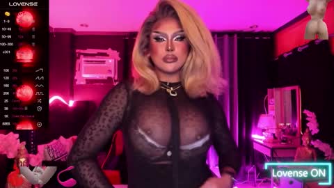 Snapshot of tremendouscockdestroyer chatting on October 8, 1:20 pm Jade online show from October 8, 1:20 pm