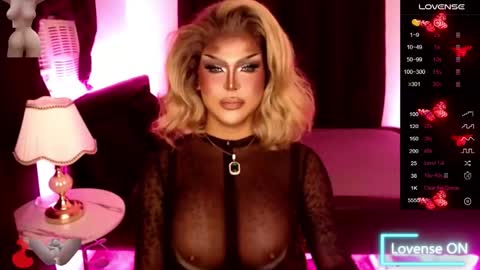 Snapshot of tremendouscockdestroyer chatting on October 29, 10:39 am Jade online show from October 29, 10:39 am