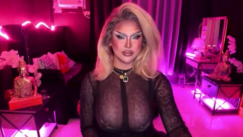 Snapshot of tremendouscockdestroyer chatting on November 10, 1:59 am Jade online show from November 10, 1:59 am