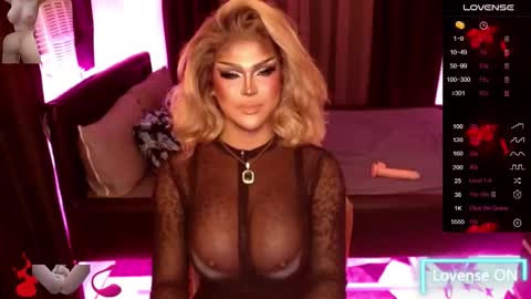 Snapshot of tremendouscockdestroyer chatting on November 12, 1:00 pm Jade online show from November 12, 1:00 pm