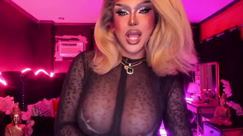 Snapshot of tremendouscockdestroyer chatting on December 5, 2:20 am Jade online show from December 5, 2:20 am