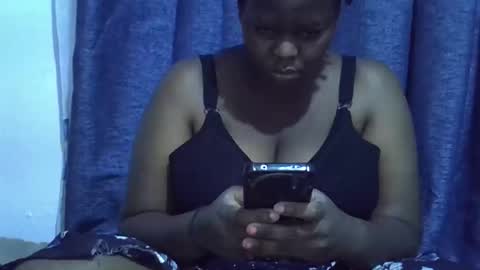 trendybootie online show from March 16, 6:12 pm