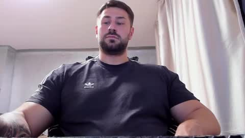 Snapshot of trentwest_ chatting on July 18, 6:12 pm Trent online show from July 18, 6:12 pm