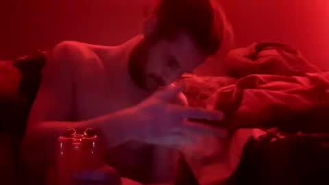 Snapshot of tretrix5588 chatting on December 18, 7:47 am tretrix5588 online show from December 18, 7:47 am