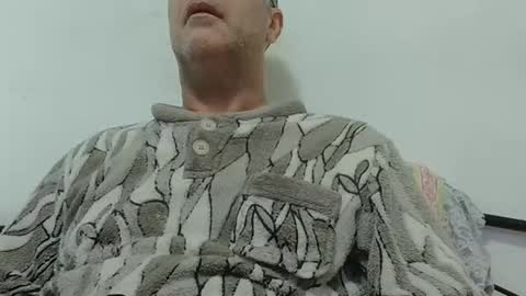 trevido4u online show from December 4, 5:27 am