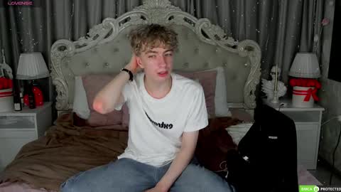 TrevorBenson online show from October 5, 9:07 am