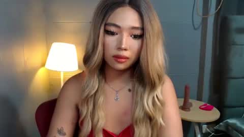 trexie_fucks15 online show from November 9, 3:38 am