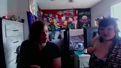 Trixie online show from February 22, 7:23 pm
