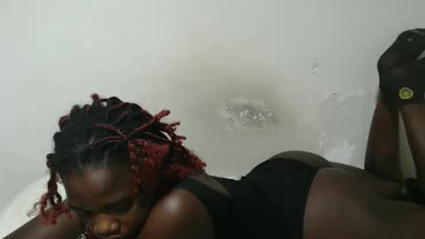 Tracy online show from November 23, 9:09 am