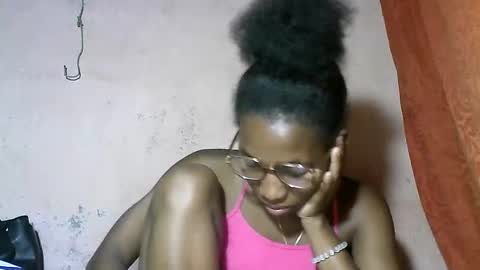 Snapshot of tricia9794 chatting on March 16, 9:57 am tricia9794 online show from March 16, 9:57 am