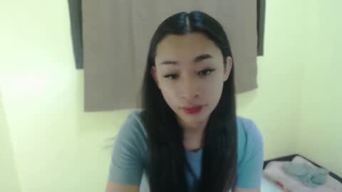 Snapshot of tricia_slut chatting on March 7, 9:06 pm tricia_slut online show from March 7, 9:06 pm