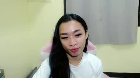 Snapshot of tricia_slut chatting on March 10, 7:53 am tricia_slut online show from March 10, 7:53 am