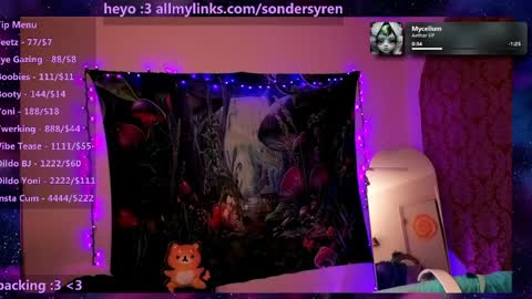 Snapshot of tricky_nymph chatting on May 26, 8:21 am Cassie online show from May 26, 8:21 am