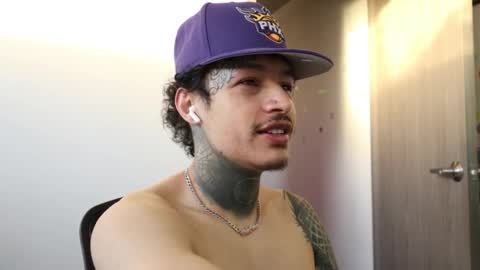 - trieone online show from September 23, 11:02 am