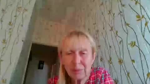 Snapshot of trinaadair chatting on November 3, 12:06 pm TrinaAdair online show from November 3, 12:06 pm