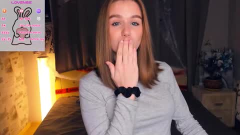 Bubbles online show from November 6, 7:15 pm