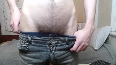 Snapshot of trinity963 chatting on February 27, 7:44 am Jack online show from February 27, 7:44 am