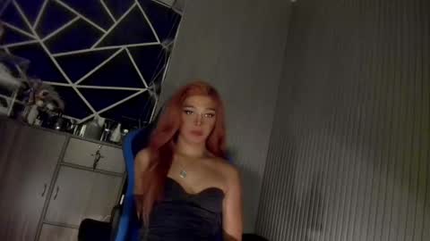 Ms Ella online show from December 12, 2:44 pm