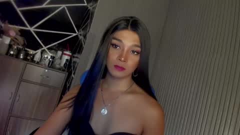 Ms Ella online show from February 17, 2:04 pm