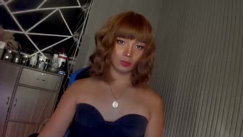 Ms Ella online show from February 21, 4:37 pm