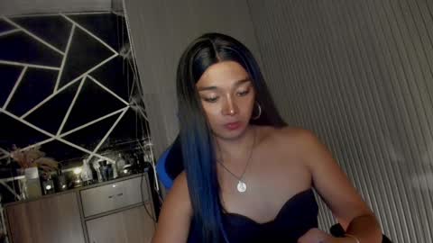 Ms Ella online show from March 7, 6:22 pm