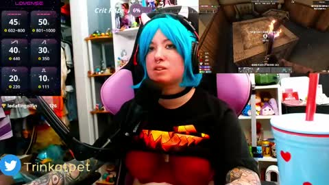 Snapshot of trinitykatze chatting on March 20, 7:08 pm Trin Kat pet online show from March 20, 7:08 pm