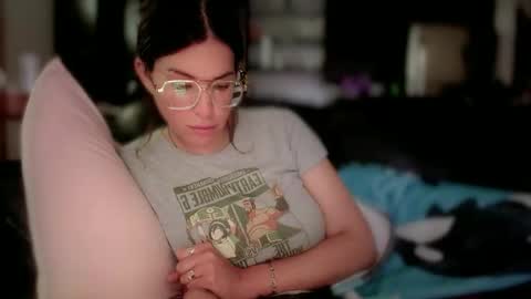 Snapshot of trinityxsecret chatting on September 15, 11:05 pm MadisonMontgomery online show from September 15, 11:05 pm