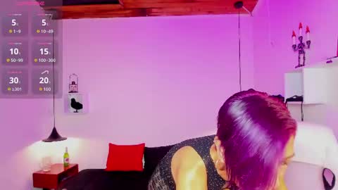 Snapshot of trinityy__ chatting on July 8, 7:51 pm trinityy__ online show from July 8, 7:51 pm