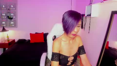 Snapshot of trinityy__ chatting on July 21, 7:16 pm trinityy__ online show from July 21, 7:16 pm