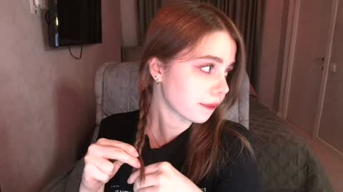 tripleprinces online show from February 1, 2:02 pm