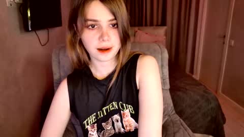 tripleprinces online show from October 8, 5:54 pm