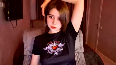 tripleprinces online show from November 16, 12:22 pm