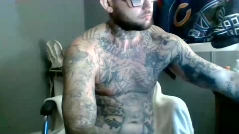 Snapshot of triplexnasty444 chatting on October 24, 8:33 am triplexnasty444 online show from October 24, 8:33 am