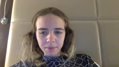 trippybb222 online show from November 1, 9:50 pm