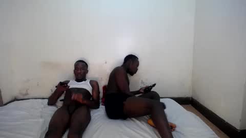 Snapshot of trisboo5 chatting on January 19, 9:02 pm Trisboo5 online show from January 19, 9:02 pm