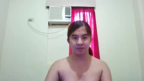 Snapshot of trishahotfucker26 chatting on December 4, 8:23 am trishahotfucker26 online show from December 4, 8:23 am