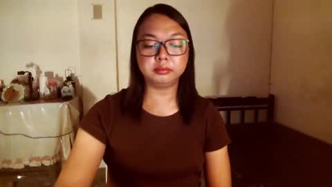 Snapshot of trishakera chatting on October 21, 1:39 am trisha online show from October 21, 1:39 am