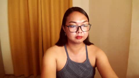 Snapshot of trishakera chatting on November 8, 5:07 am trisha online show from November 8, 5:07 am