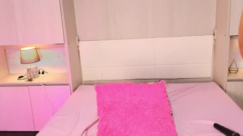 TRISHA online show from December 15, 9:03 am