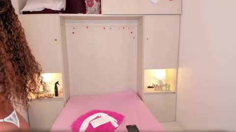 TRISHA online show from September 21, 4:14 am