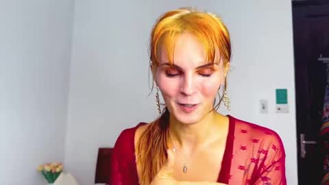 Snapshot of trista_arugula chatting on May 12, 1:58 am Trista online show from May 12, 1:58 am